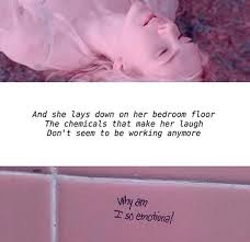 I Don T Wanna Be Your Friend I Wanna Kiss Your Lips The 1975 She Lays Down The 1975 Lyrics Cool Lyrics She Lays Down