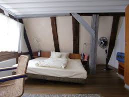 48° 23′ 44,5″ n , 9° 59′ 28,3″ o åºƒã„ãƒ™ãƒƒãƒ‰ Aufnahme Von Hotel Schiefes Haus Ulm Tripadvisor