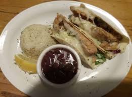 Don't start out with a cool temp. Fish Tacos Lunch The Sailing Cow Southern Restaurant In Dennisport Ma