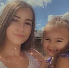 Tiffany Vanderpool's Instagram, Twitter & Facebook