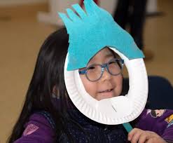 Storytime with ;Suessical' cast in Easton