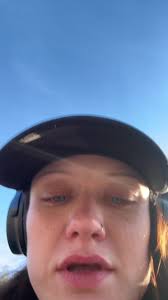 i am begging you to take the elves down they are scaring me #yeah #petie