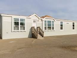 Karsten Albuquerque 3 Bedroom Manufactured Home Rc3164b For 98900 Model Rc3164b From Homes In 2020 Manufactured Home Mobile Home Exteriors Modern Farmhouse Plans