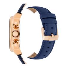 Walker, it's all over peaked at #4 on the billboard magazine hot country singles chart. Spears Walker Gentlemens Selection