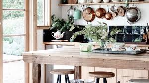 18 Inspirations Pour Une Nouvelle Cuisine Nouvelle Cuisine Coin De Table Meuble Haut