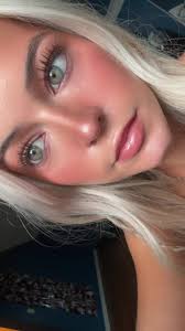 lexi leblanc (@lexileblancc)