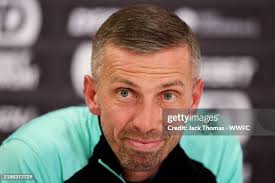 11 Photos & High Res Pictures