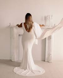 Silk Row Bridal Toronto Bridal Boutique Wedding Dresses Toronto Toronto Wedding Unique Weddi In 2020 Minimal Wedding Dress Silk Wedding Gown Wedding Dresses Unique