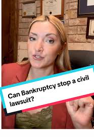 ¿La bancarrota puede detener una demanda civil?