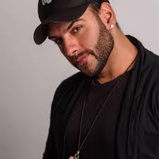 Adam Kellum's Instagram, Twitter & Facebook