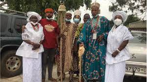 Jul 20, 2021 · by saharareporters, new yorkjul 19, 2021 yoruba freedom fighter, sunday adeyemo, popularly known as sunday igboho, has been arrested in cotonou, benin republic by security operatives in the west. Vkbnxy7crgk4rm