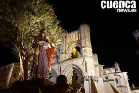 El miércoles santo es el último día completo de la cuaresma, previo al comienzo del triduo pascual el día siguiente. Miercoles Santo Noche Del Silencio Por La Calles De Cuenca Cuenca News