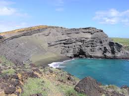 To reach the beginning of the hiking trail, set your gps for south point park or the intersection of hawaii belt rd (hwy 11 or mamalahoa hwy). A Look At Papakolea Hawaii S Green Sand Beach