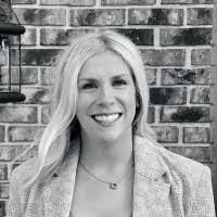 Melissa Mertz's Instagram, Twitter & Facebook