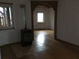 Finden sie die besten immobilien zum mieten in rinteln. 7 Zimmer Wohnung Zu Vermieten Bosingfelder Strasse 17 31737 Rinteln Schaumburg Kreis Mapio Net