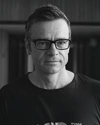 Steve Rogers brings websites for all to the Irish countryside for  Squarespace's Super Bowl campaign, starring Barry Keoghan. PRODUCTION:  Biscuit Filmworks x Revolver (@revolver.ws) Director: Steve Rogers Founding  Partner: Shawn Lacy (@shawnbullen)