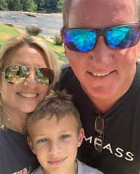 Melissa Belz Brush and Pen