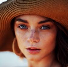 Meet Vicky Wade Owner of Tori Lo Designs