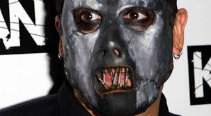 Nickelback nicht mehr schlechteste band der welt. Slipknot Sanger Corey Taylor Feiert Das Leben Tikonline De