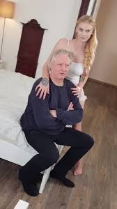 @grandpa_hanss video Tweet