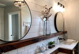 Rustic pieces look slightly used or aged. How To Create A Farmhouse Bathroom Decor That Looks And Feels Authentic