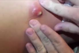 Chinezi au pus la cale un plan ambitios de a realiza cea mai mare metropola din lume prin fuziunea a noua orase din sudul tarii. Video I A ApÄrut Un Cos Pe Spate Si I A Cerut Ajutorul Mamei Ca SÄ L SpargÄ Momentul A Fost Filmat Si FÄcut Public Spynews Ro