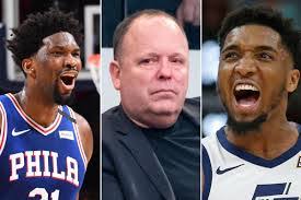 Mitchell Leon's Instagram, Twitter & Facebook