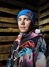 Travis Rice Quiksilver The Art Of Flight Collection Travis Rice Snowboarding The Art Of Flight