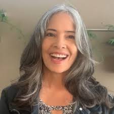 Aileen Avery's Instagram, Twitter & Facebook