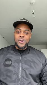 Who are you in your relationship? 😂 #britiansgottalent #axelblake  #comedian #relationshipproblems #couples #funny #fyp #foryoupage