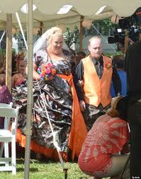 Photo Honey Boo Boo S Mom Marries In Outrageous Camo Dress Honey Boo Boo Orange Dress Wedding Honey Boo Boo Mom