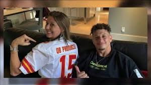 During the game, which the kansas city chiefs lost, the quarterback's mom randi mahomes expressed her frustration about a number of calls. Patrick Mahomes Mom Randi Shares Stories Of Raising The Mvp And His Siblings Fox 4 Kansas City Wdaf Tv News Weather Sports
