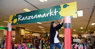 Und wenn ja, welcher tarifvertrag. Werbung Als Handwerk Gestalter Fur Visuelles Marketing Ausbildung Beruf Rnz