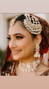 artistrybyrichachhabra created this royal look