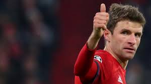 See all of thomas muller's fifa ultimate team cards throughout the years. Fussball Bundesliga Fc Bayern Verlangert Mit Thomas Muller Zdfheute
