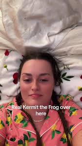 Jules🌻 (@julia.bonham)