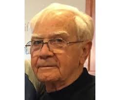 Carrie Poe's Instagram, Twitter & Facebook