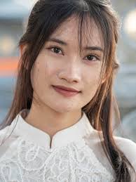 Is there anyway someone can edit the leash out of these 2 photos I'm trying  and not succeeding!!! @Nirvana_the_doodle