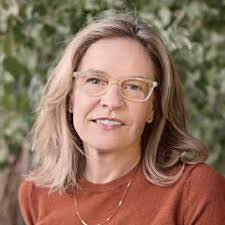 Janine Spencer's Instagram, Twitter & Facebook