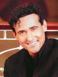 How long have been a IL DIVO fans ❤️❤️