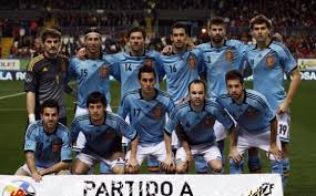 Ada dua tokoh kartun yang menjadi maskot, mirip si kembar trix dan flix di piala eropa 2002, namun dua maskot ukraina dan polandia ini belum. Daftar Final 23 Pemain Timnas Spanyol Untuk Euro 2012 Tribunnews Com Mobile