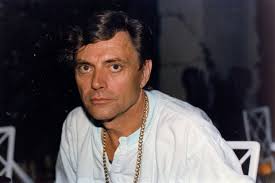 Secret audio, overturned convictions and a jail death: The legal saga of an  art dealer's murder