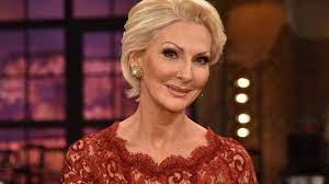 Jan 13, 2016 · jakusz lives with her boyfriend, keith, and their three cats, sweetpea, roscoe and igor. So Sah Desiree Nick Vor 40 Jahren Aus
