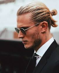 Trend erkek saç modelleri 2020 yılında en çok tercih edilen saç modelleri arasında yer… trend erkek saç modelleri uzun ve kısa saç modelleri gibi farklı modeller kataloğu erkek saç modelleri. Erkekler Icin Birbirinden Karizmatik 5 Uzun Sac Modeli Sachane Blog