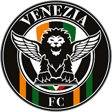 El venezia football club es un club de fútbol italiano de la ciudad de venecia, en véneto.fue fundado en 1907 y actualmente compite en la serie a, la máxima categoría del fútbol italiano.su primer equipo, disputa sus partidos como local en el estadio pierluigi penzo, con capacidad para 7.389 espectadores. Fc Venedig Wikipedia