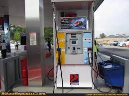Is it worth paying so much for ron 100 petrol? Ron 100 Petrol Can Your Bike Handle It Bikesrepublic