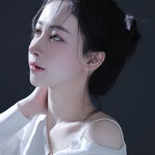 CHỦ NHÂN CA KHÚC SWEET DREAM