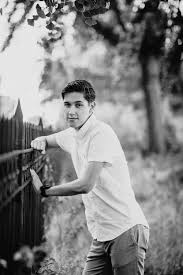 Sinopsis average joe (2021) cinema barat yang sangat seru ini menceritakan ketika lord menace kembali dari kematian untuk meneror san antonio, geng tua itu harus berkumpul kembali untuk. Not Your Average Joe Pittsburgh Senior Class Of 2021 Desiree Deli Photography