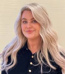 Robyn Griffiths's Instagram, Twitter & Facebook