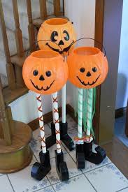 Here are 6 ways i have given plastic pumpkins a makeover. Dollar Plastic Pumpkin Bucket Craft Ideas Crafty Morning